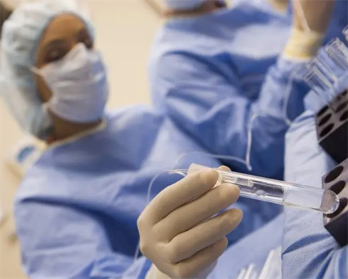 吕进峰助孕中心在广州哪家,单身未婚去广州试管婴儿费用多少钱一次！附带费