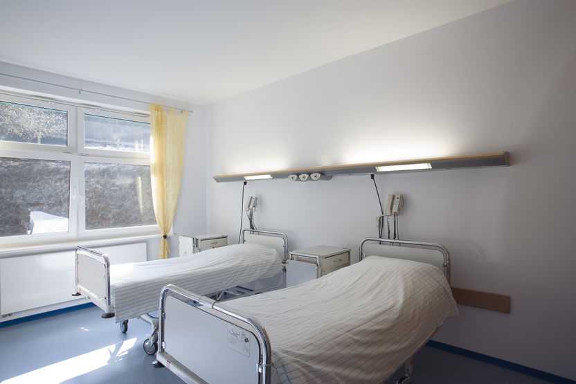 广州供卵生子费用_流程透明,广州三代试管有哪些优势，需要十万吗？