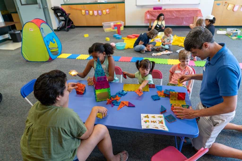 广州借卵子助孕,广州三代试管婴儿生小孩，二代需要多少钱！